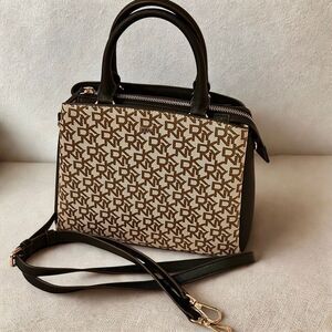 DKNY Crossbody Bag Paige Medium Signature Logo Satchel Black Brown Preowned Good